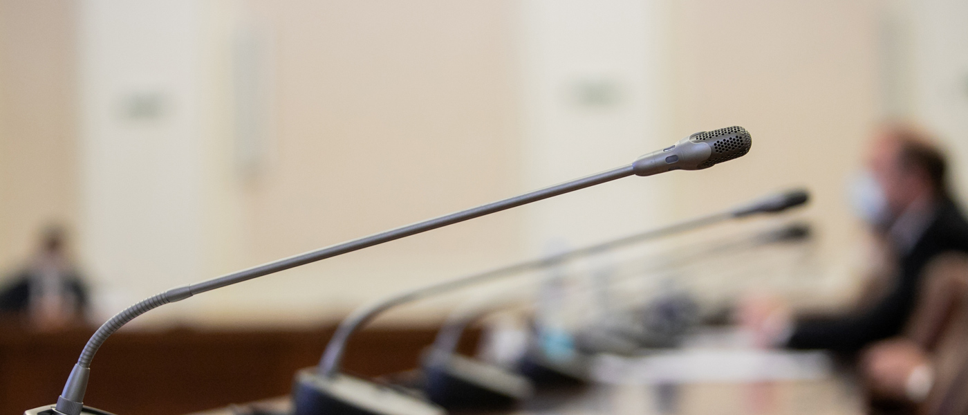 Slider_Vis_Moot_Court_2